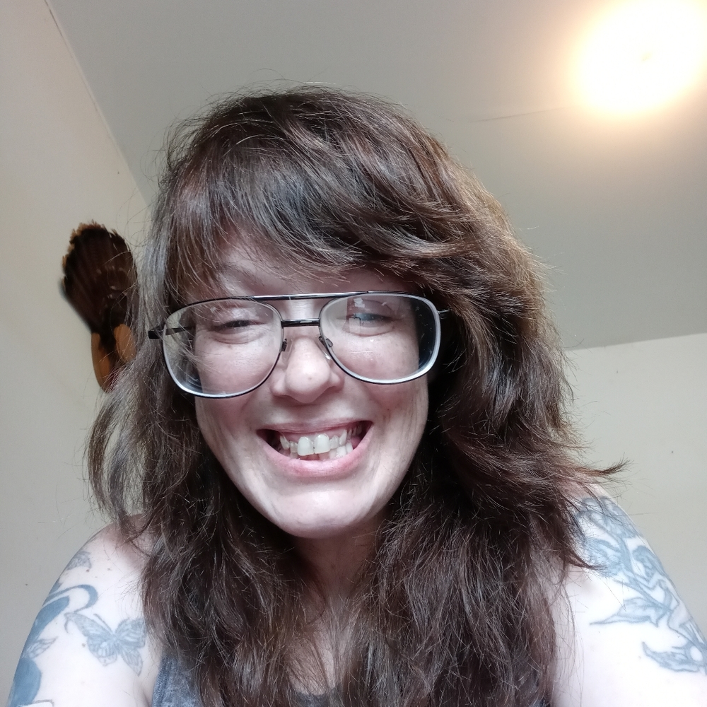 Meet your Posher, Laura ellen